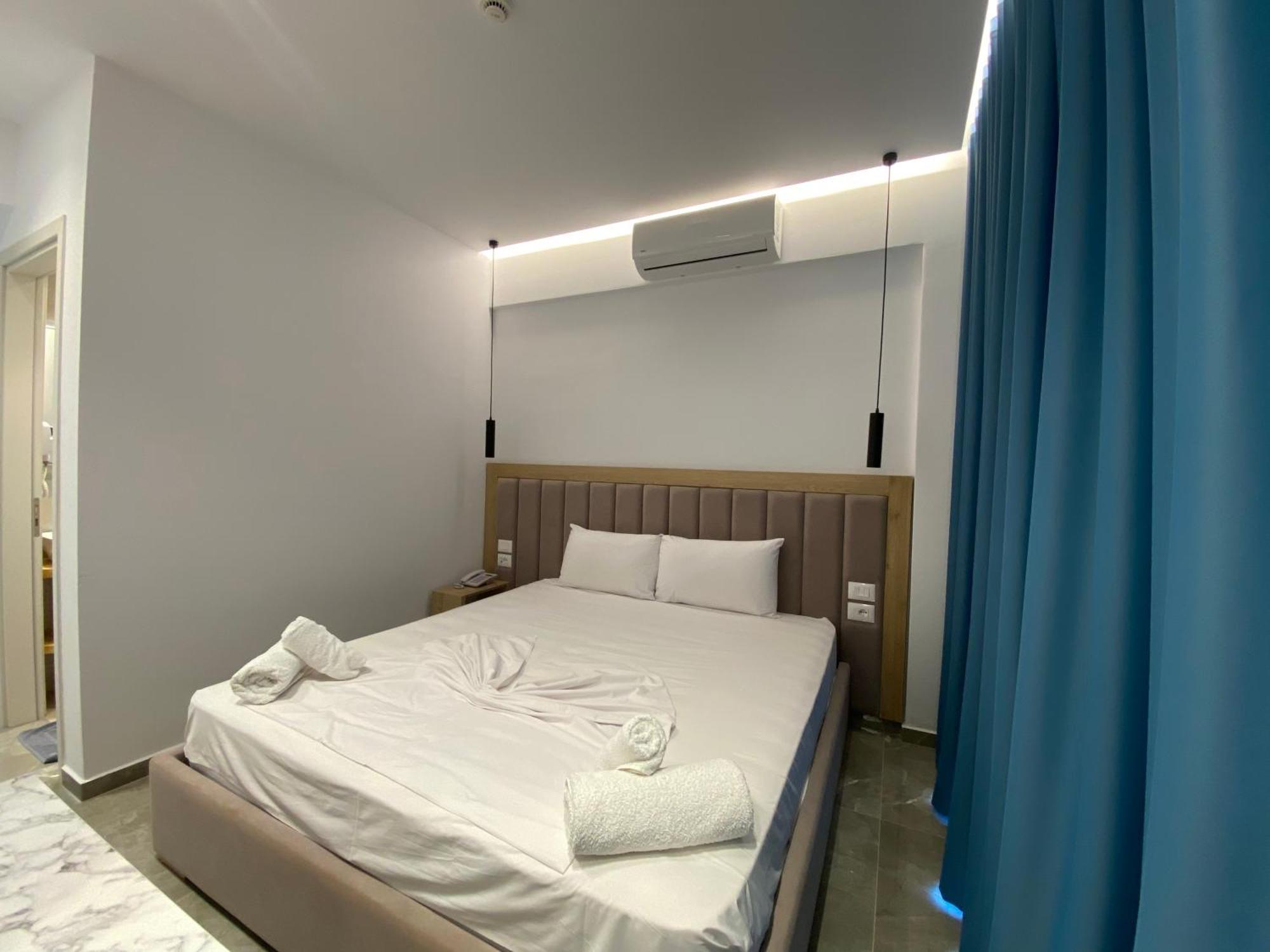 Monel Hotel Ксамил Экстерьер фото