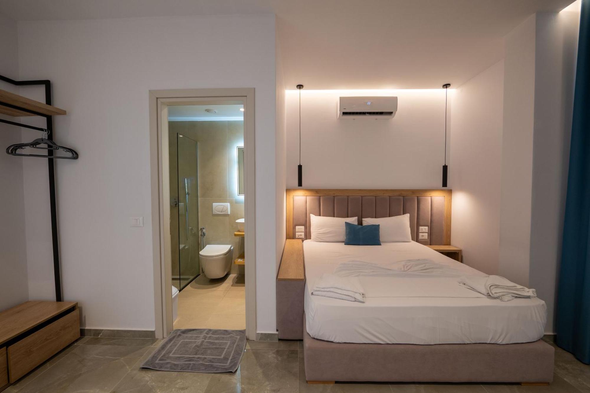Monel Hotel Ксамил Экстерьер фото