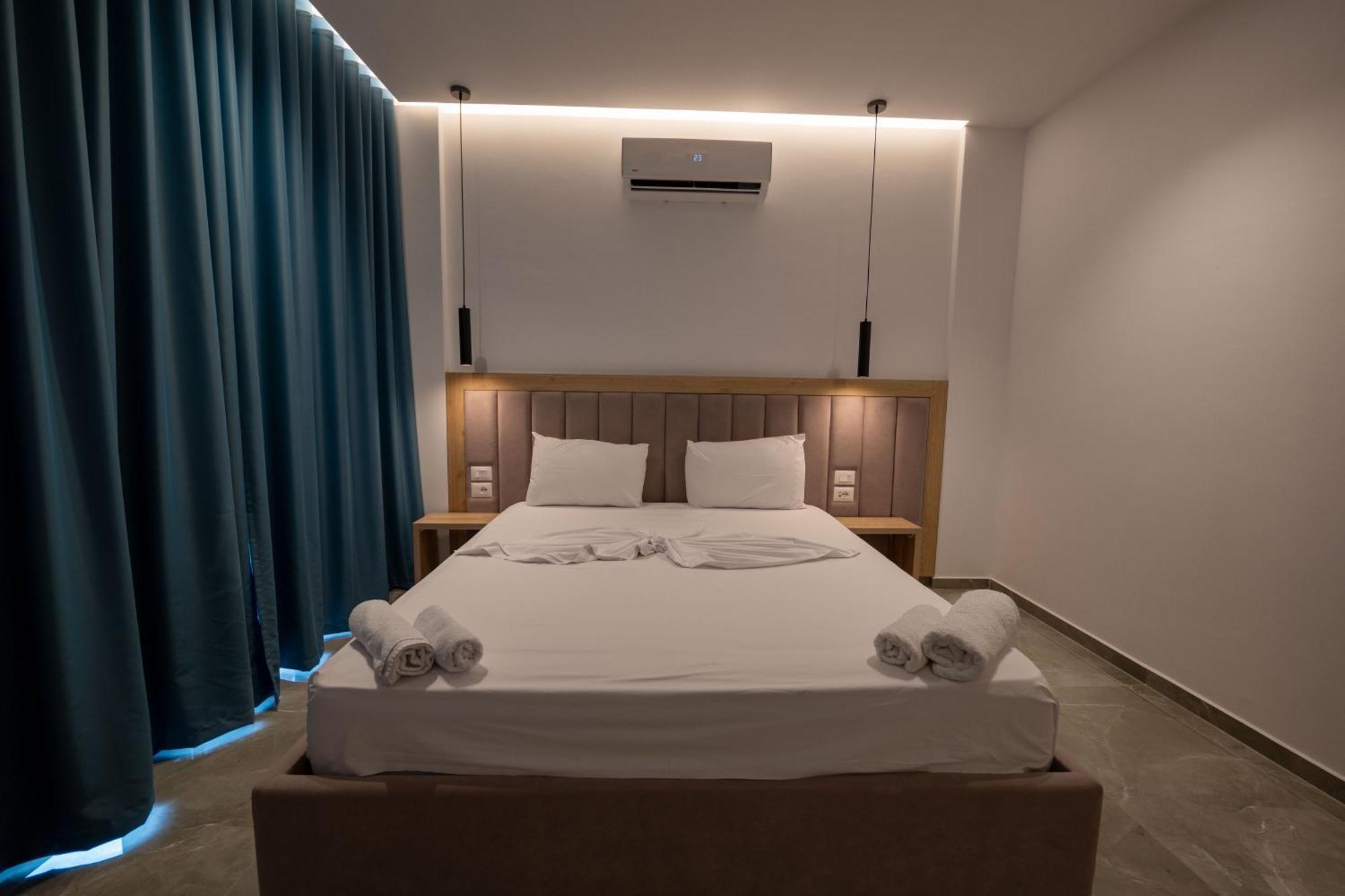 Monel Hotel Ксамил Экстерьер фото