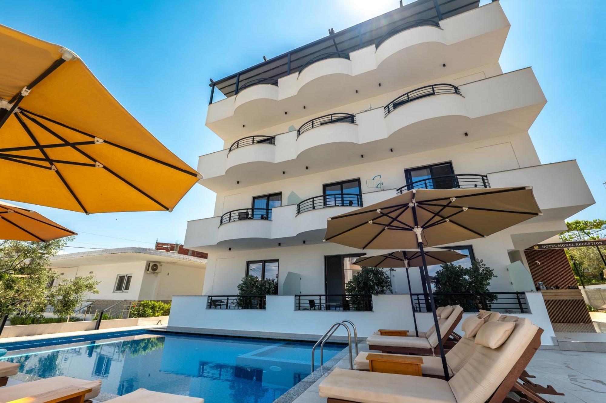 Monel Hotel Ксамил Экстерьер фото