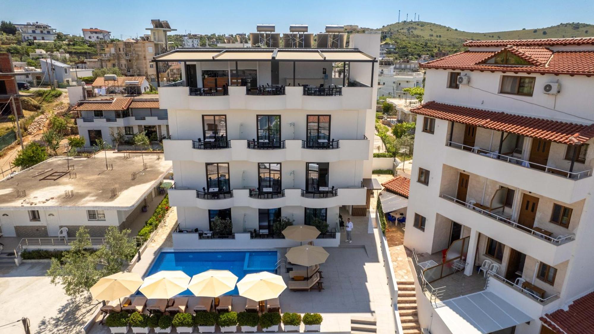 Monel Hotel Ксамил Экстерьер фото